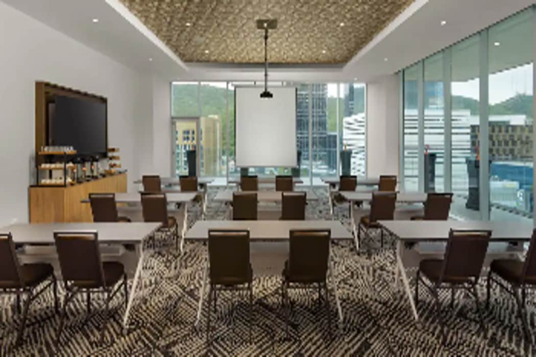 Hyatt Place Monterrey Valle