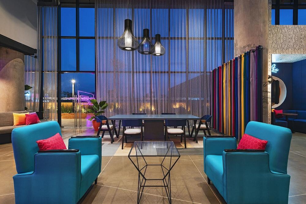 Aloft Guadalajara Sur