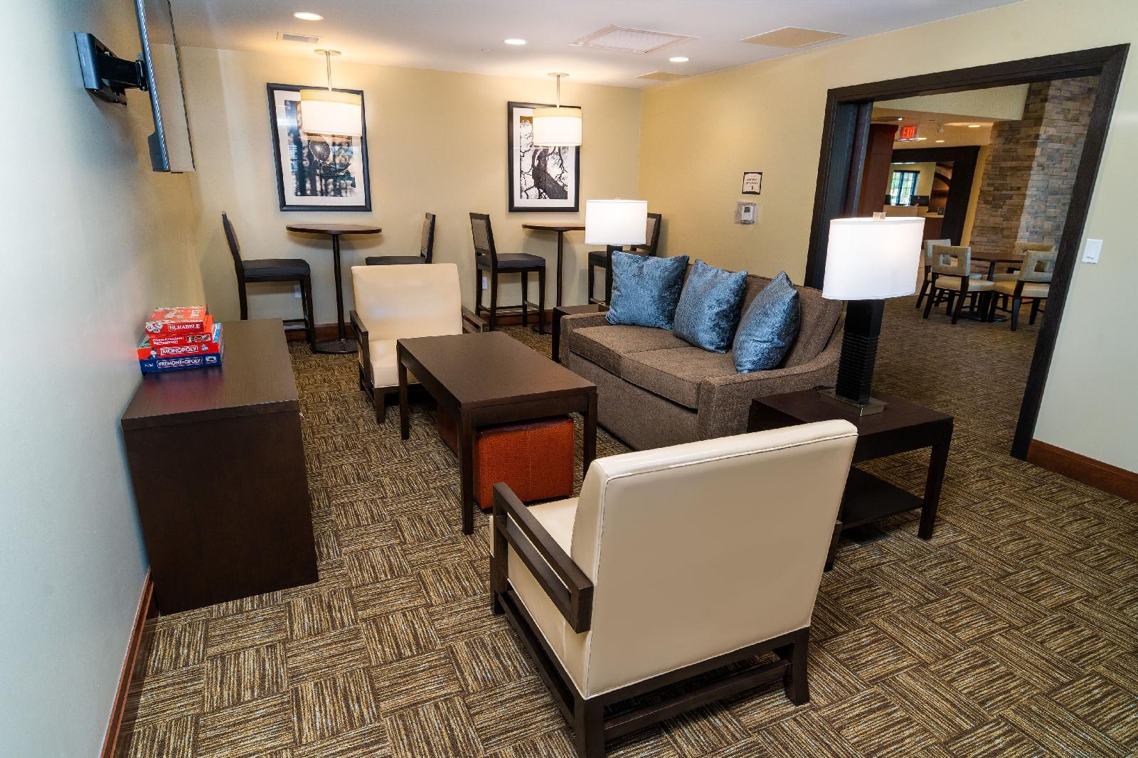 Staybridge Suites Temecula - Wine Country
