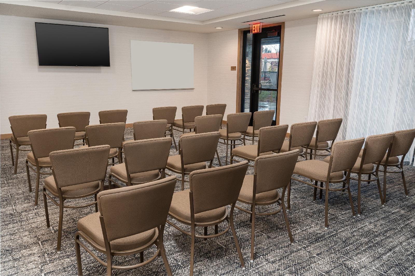 Staybridge Suites Temecula - Wine Country