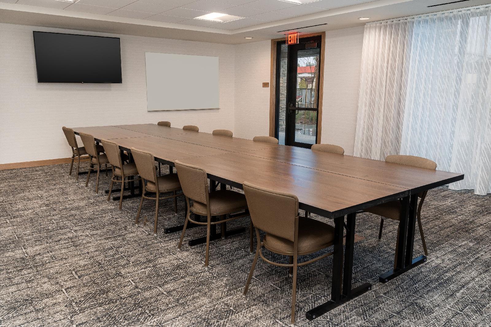 Staybridge Suites Temecula - Wine Country