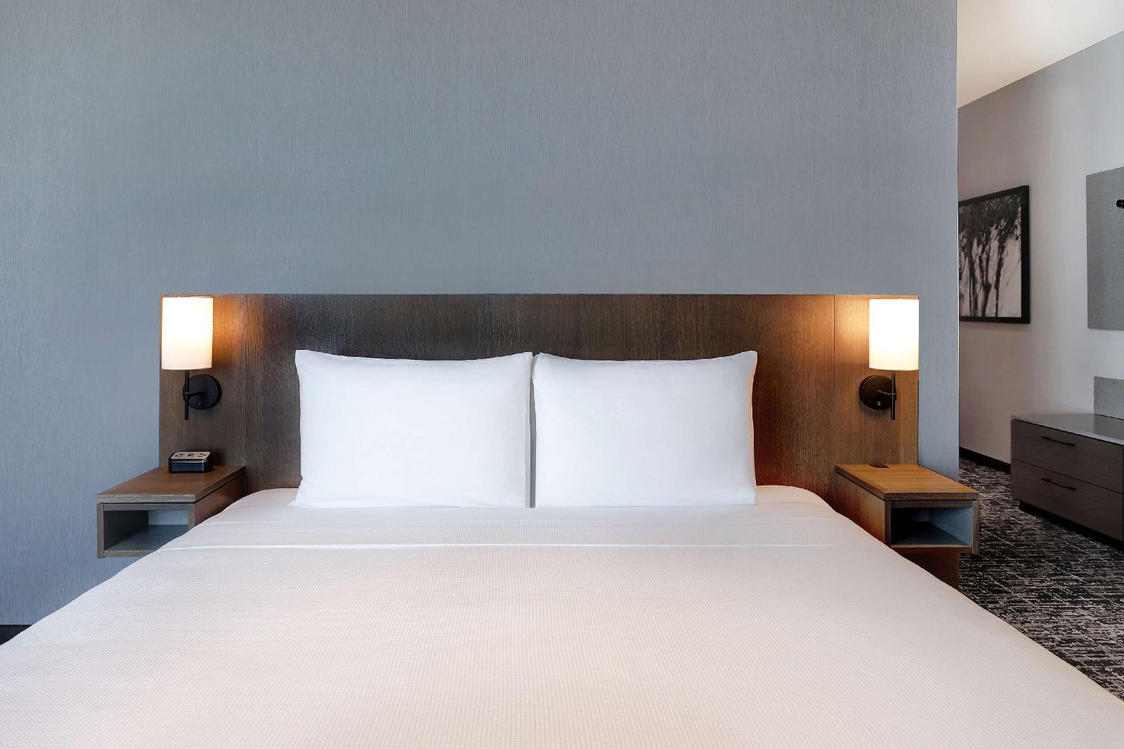 Hyatt Place Ottawa - West