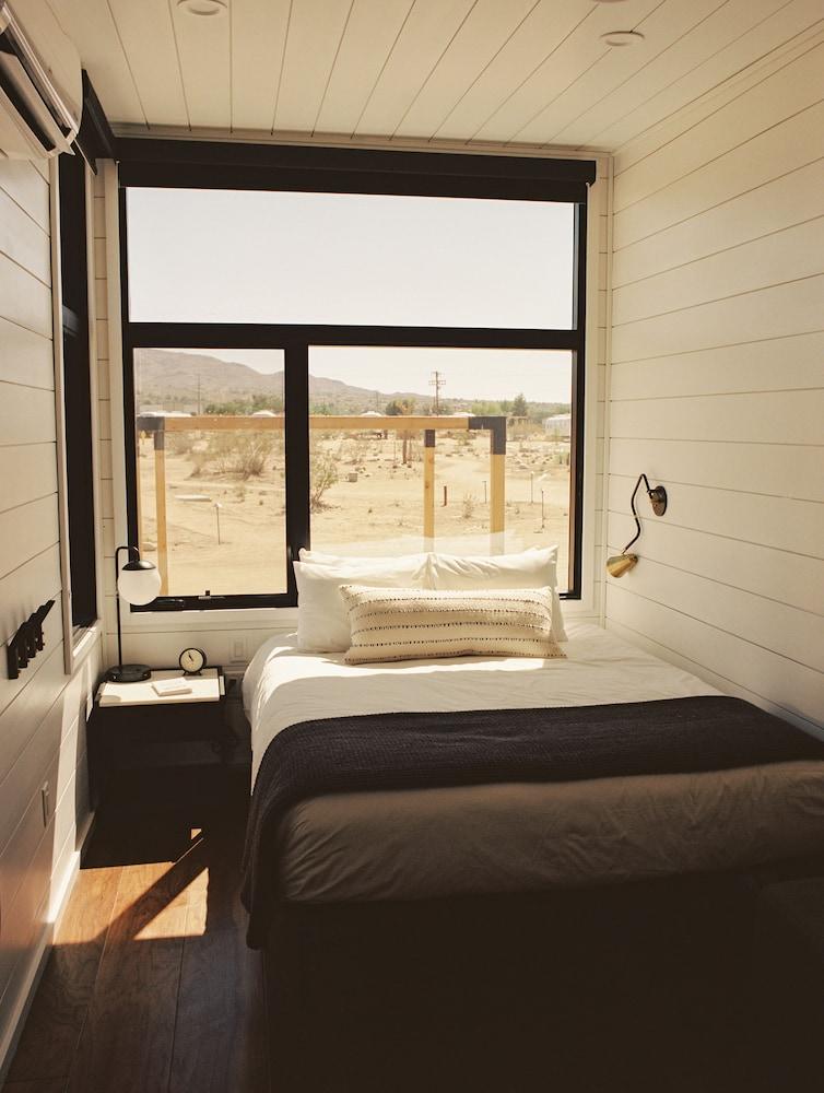 Autocamp Joshua Tree