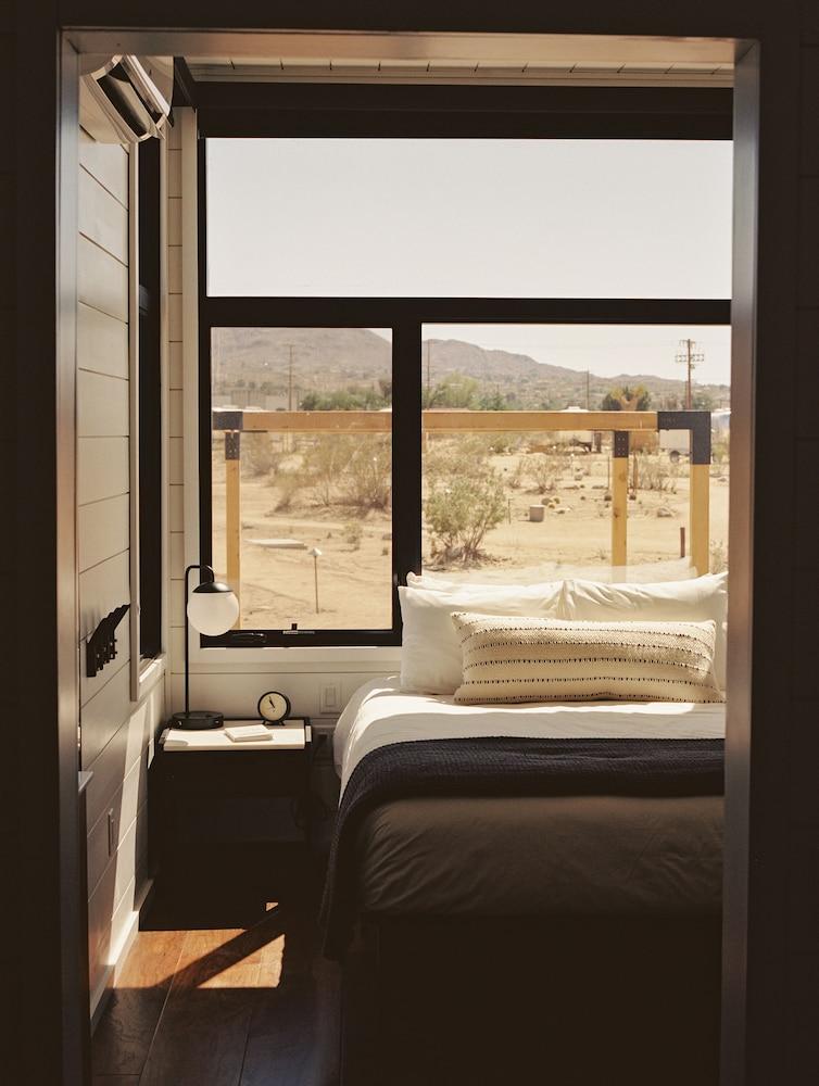 Autocamp Joshua Tree
