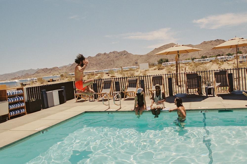 Autocamp Joshua Tree
