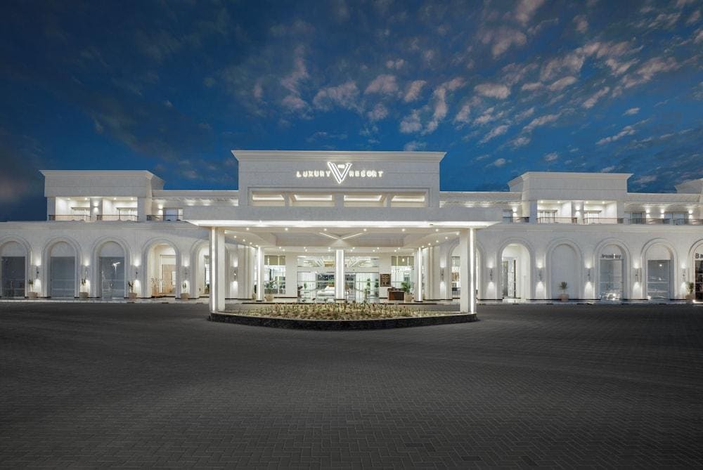 The V Luxury Resort Sahl Hasheesh