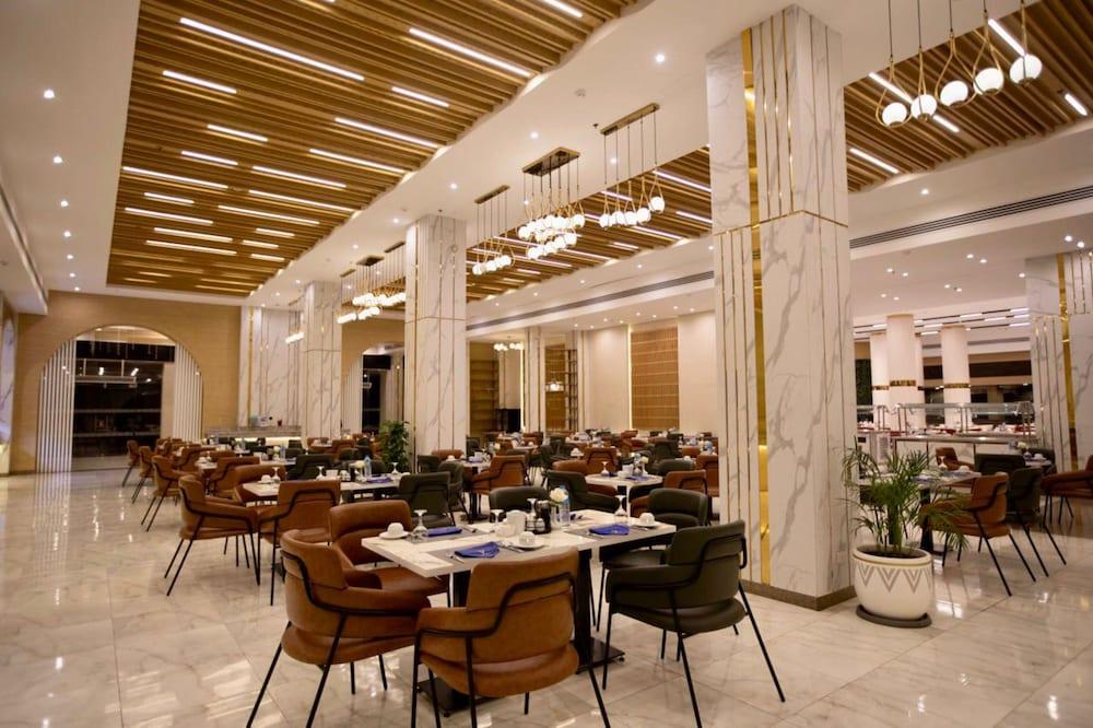 The V Luxury Resort Sahl Hasheesh
