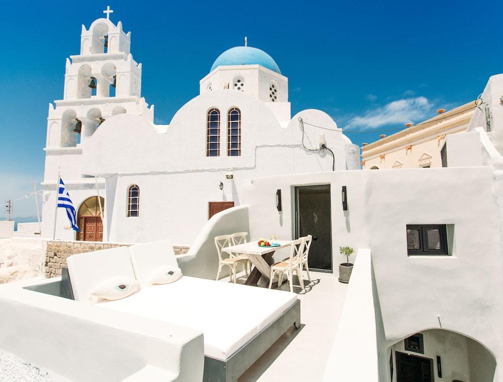 Santorini Dreams Villas