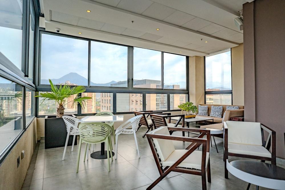 Hampton by Hilton Santiago Las Condes