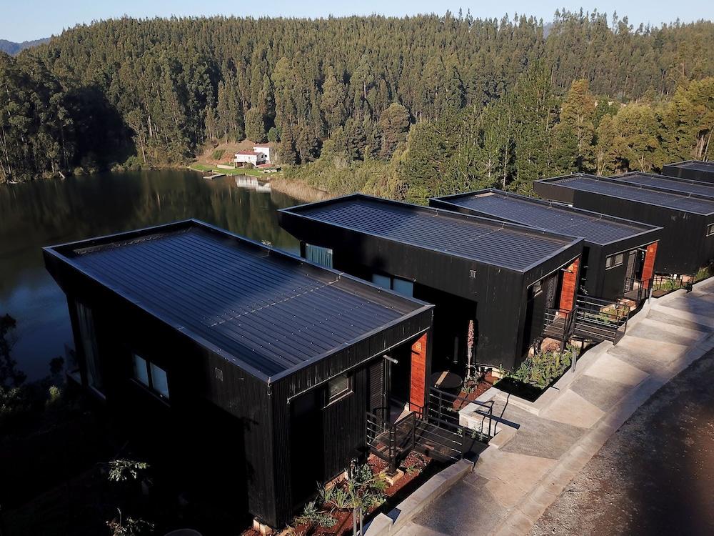 PuraLodge Hotel
