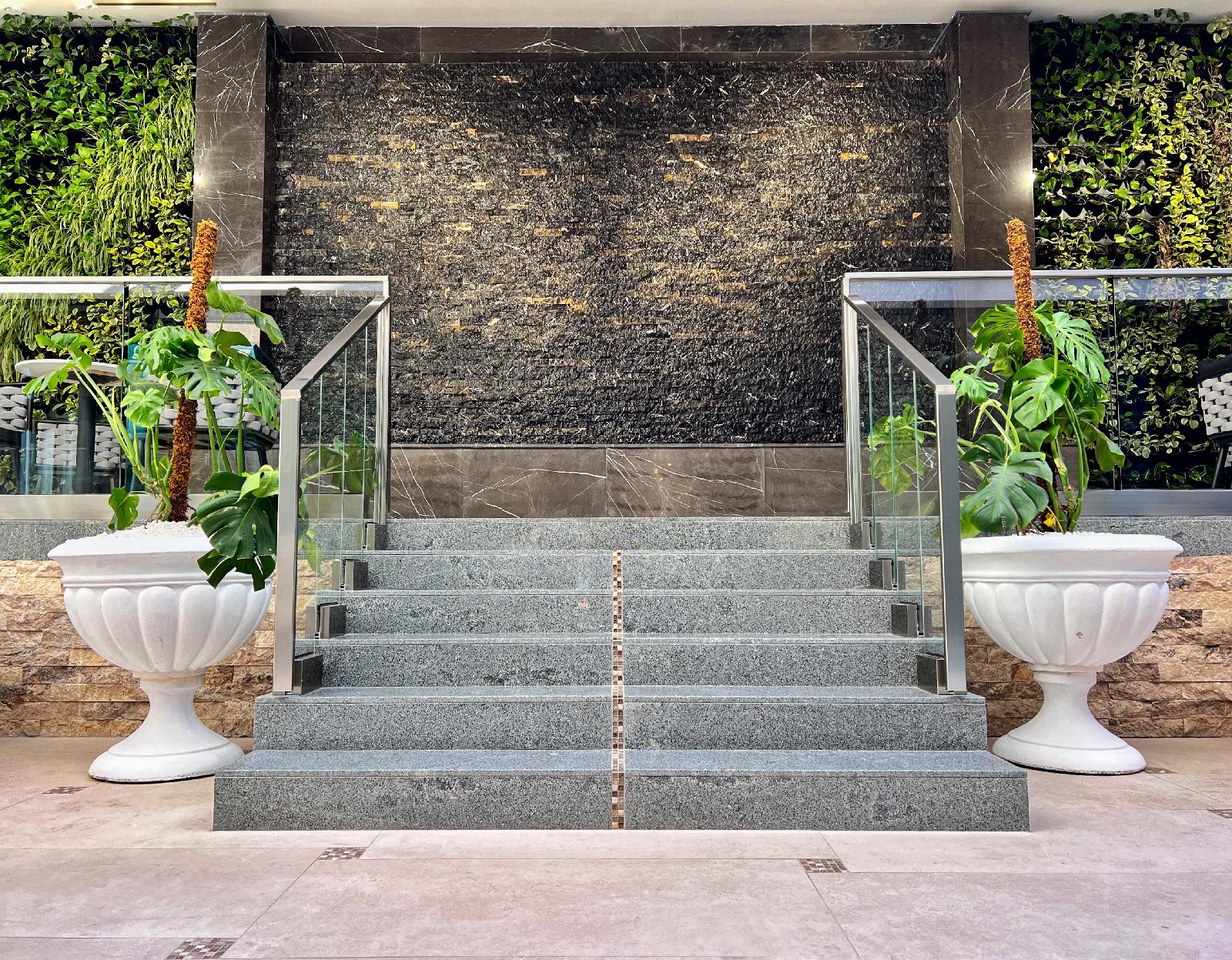 Marjan Plaza Hotel