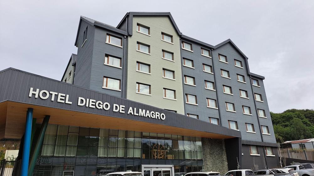 Hotel Diego De Almagro Castro
