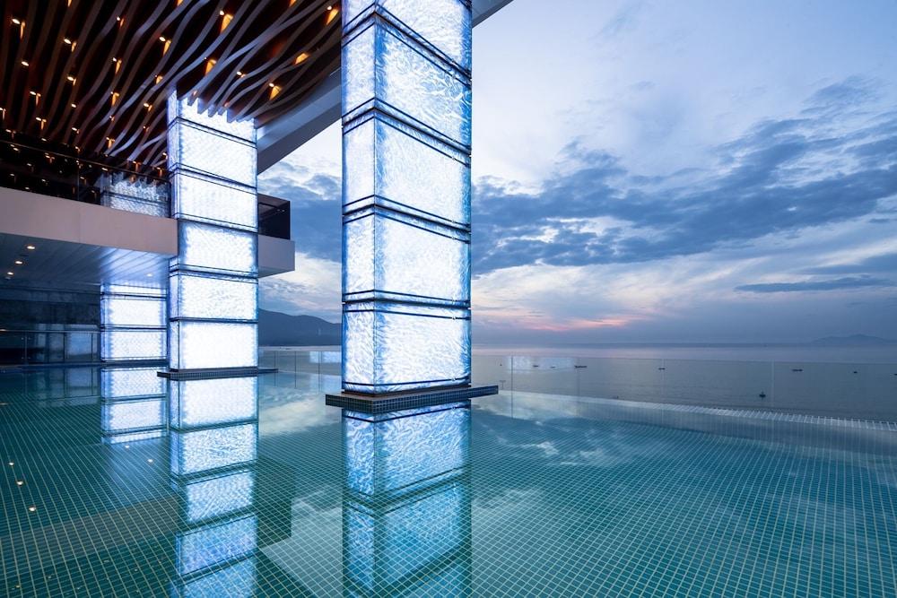 Sel De Mer Hotel & Suites