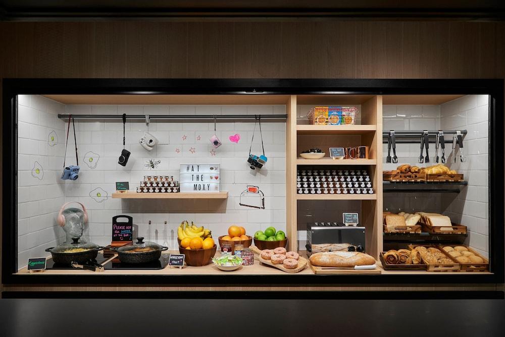 Moxy Manchester City
