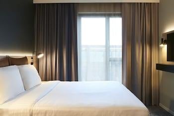 Moxy Chester Hotel