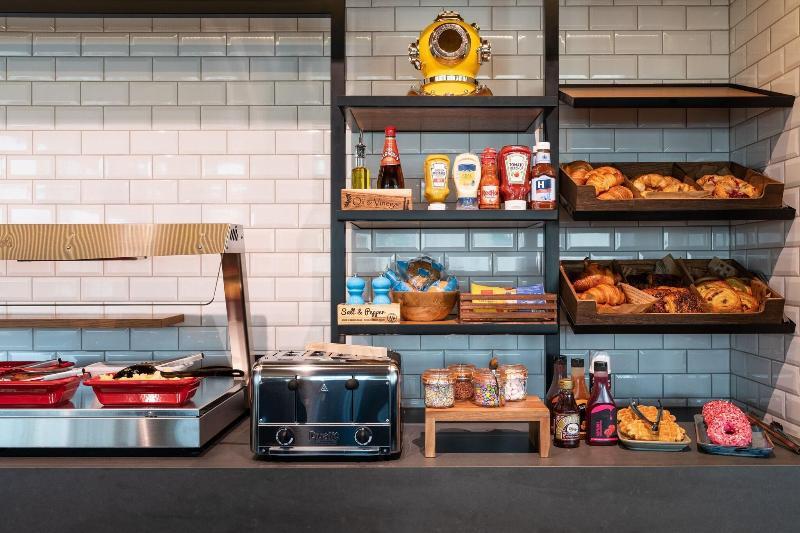 Moxy Chester Hotel