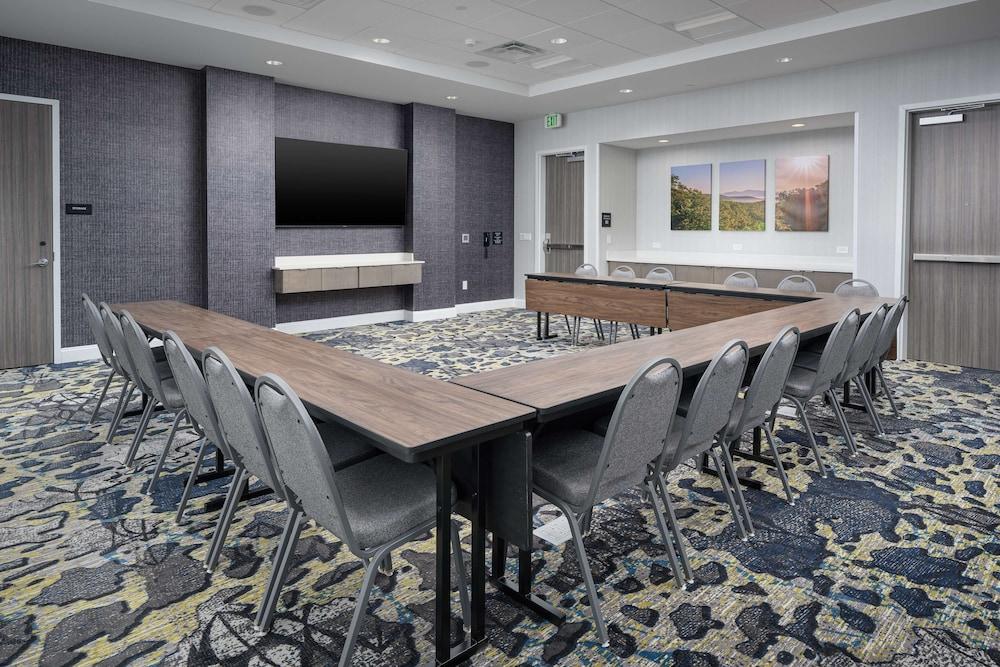 Hampton Inn Ashland City