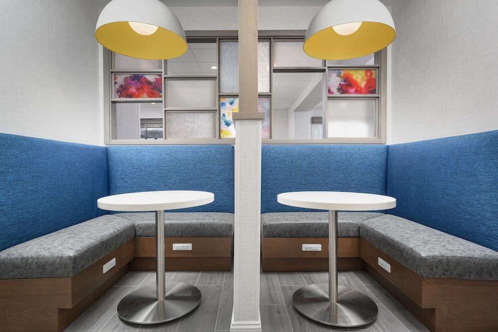 Hampton Inn Ashland City