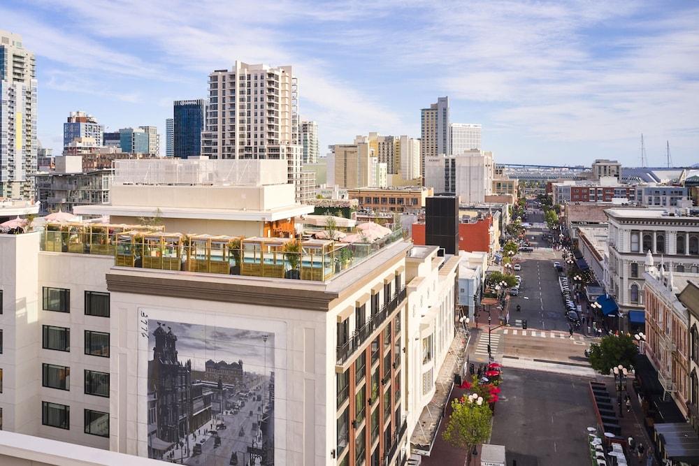 AC Hotel San Diego Downtown Gaslamp Quarter