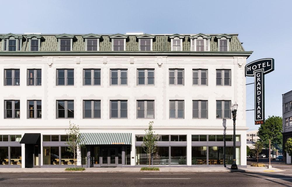 Hotel Grand Stark