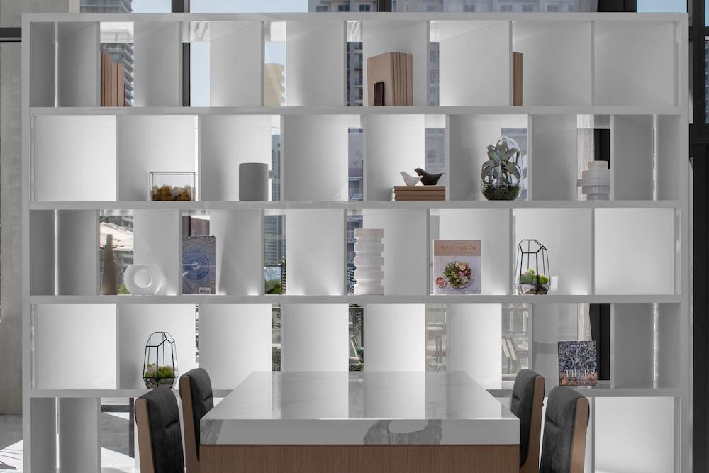 Element Miami Brickell