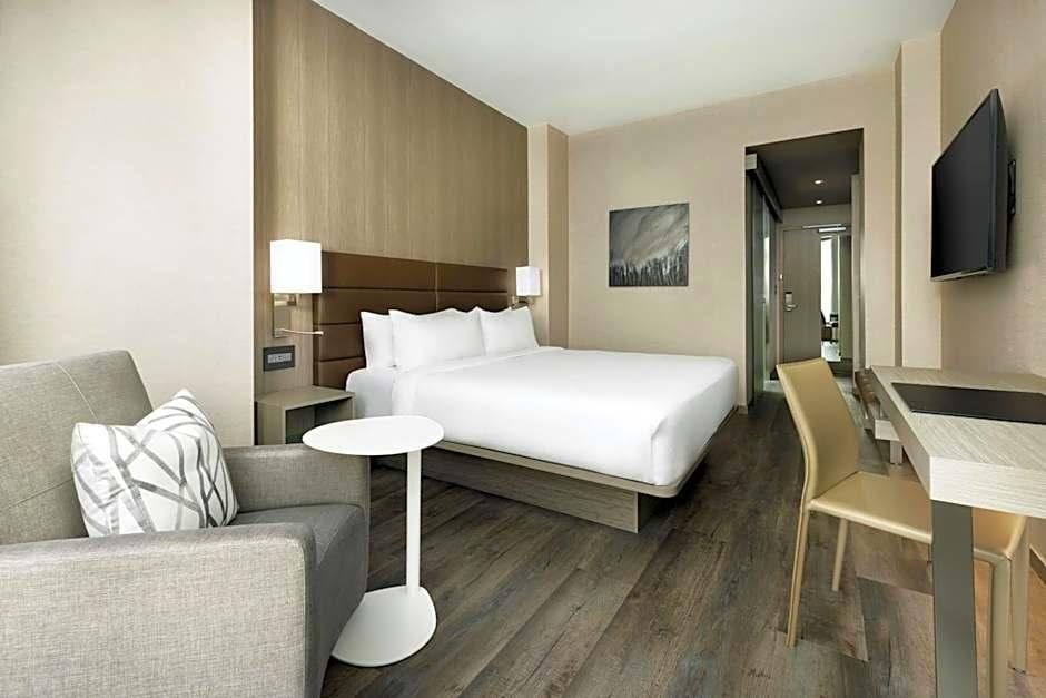 AC Hotel Bethesda Downtown
