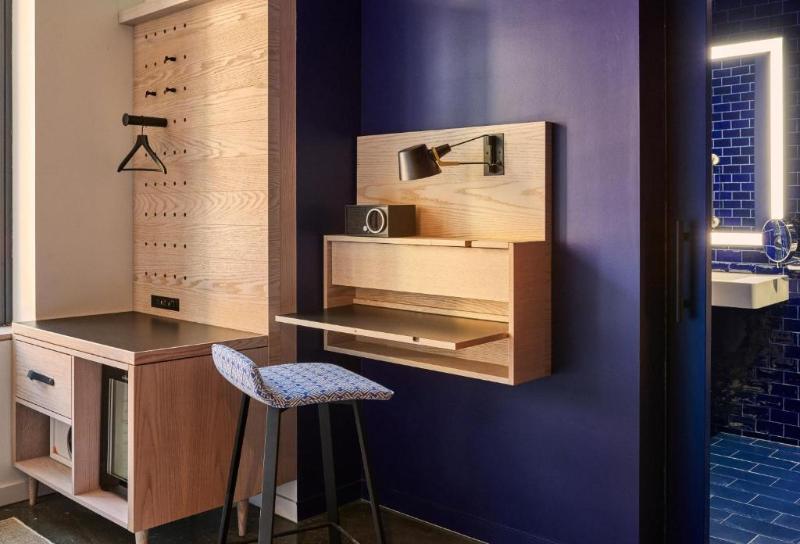 Radio Hotel