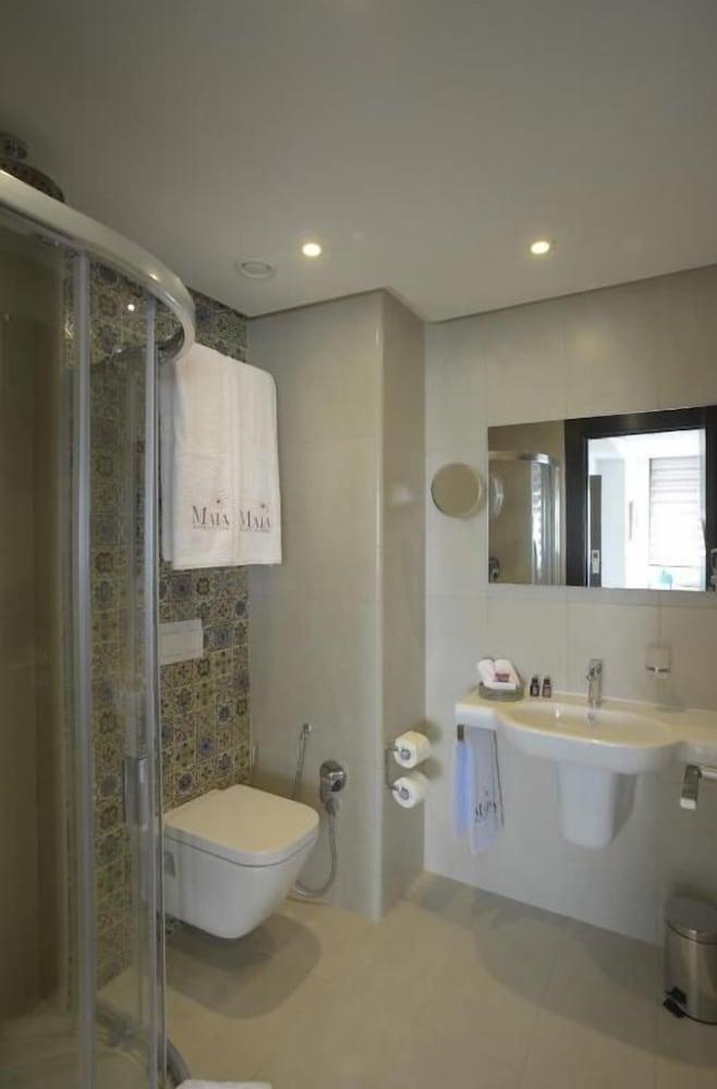 Maia Hotel Suites