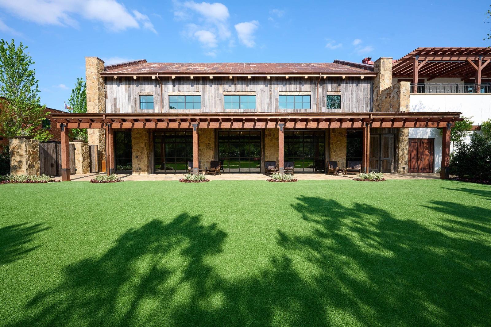 Hotel Drover Autograph Collection