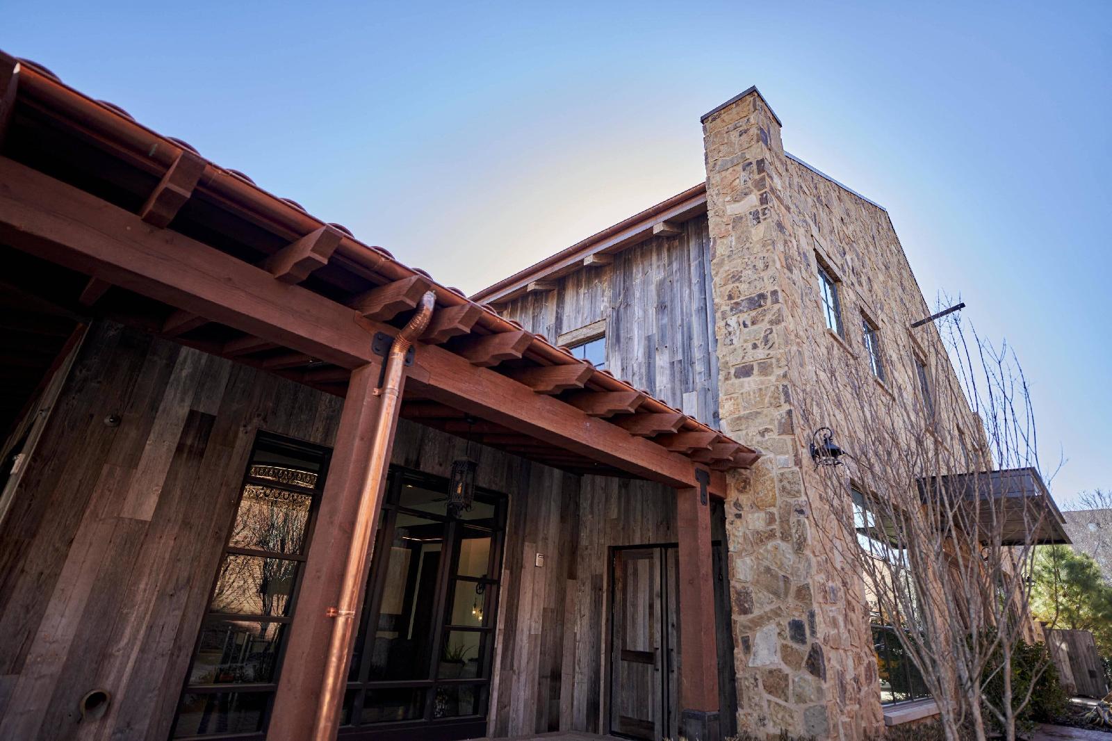 Hotel Drover Autograph Collection