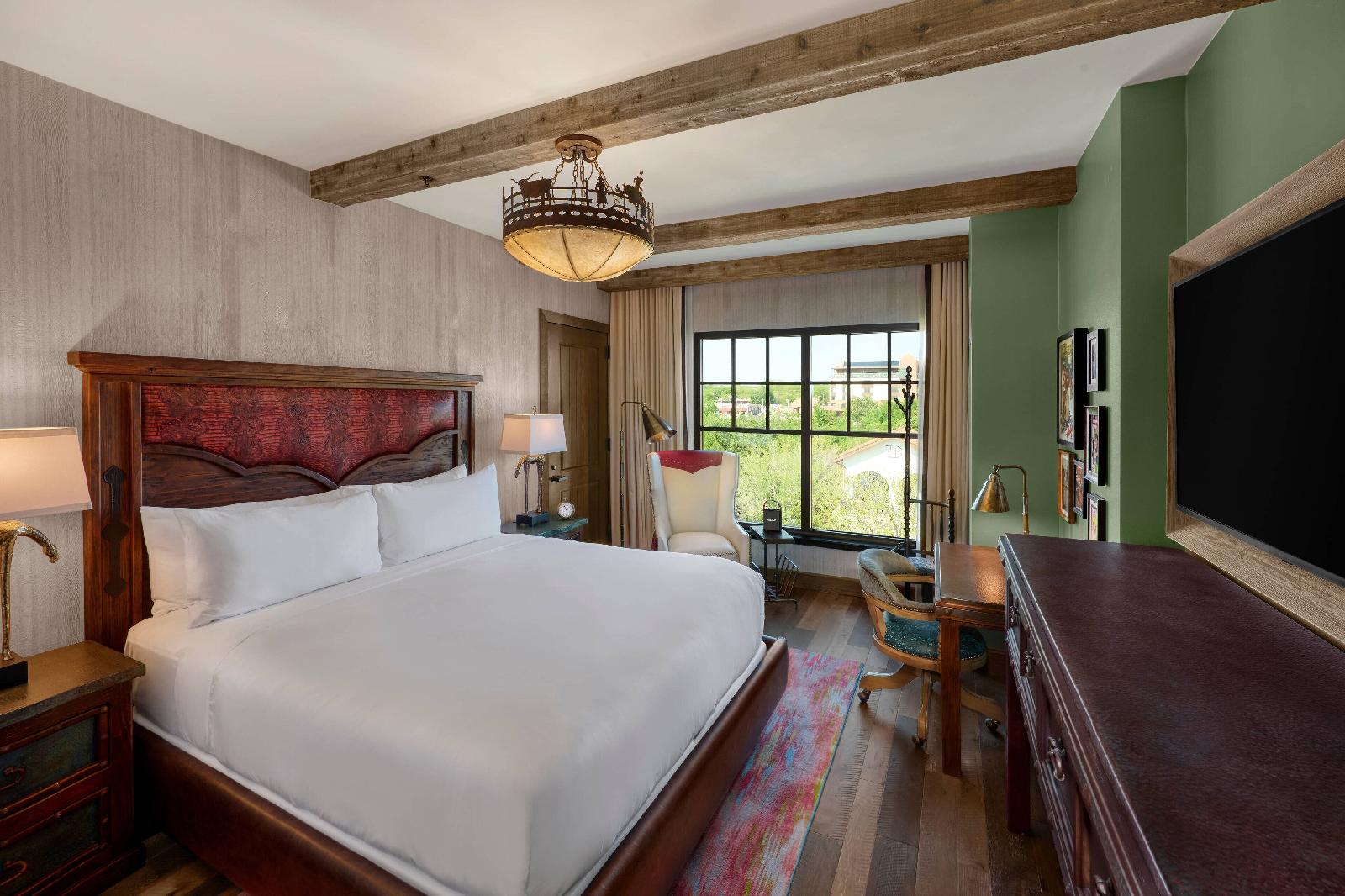 Hotel Drover Autograph Collection