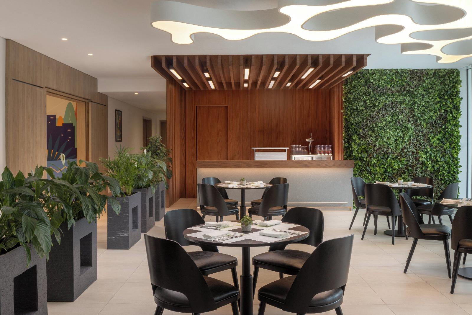 Holiday Inn Dubai Business Bay
