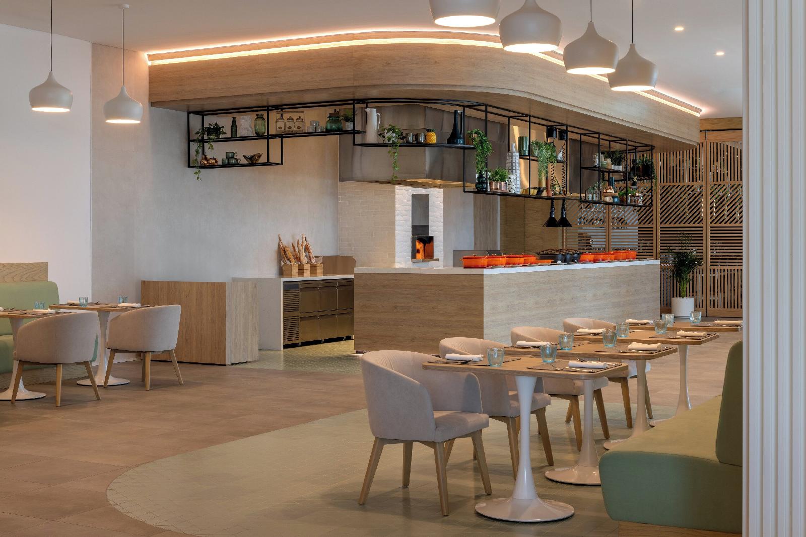 Holiday Inn Dubai Business Bay