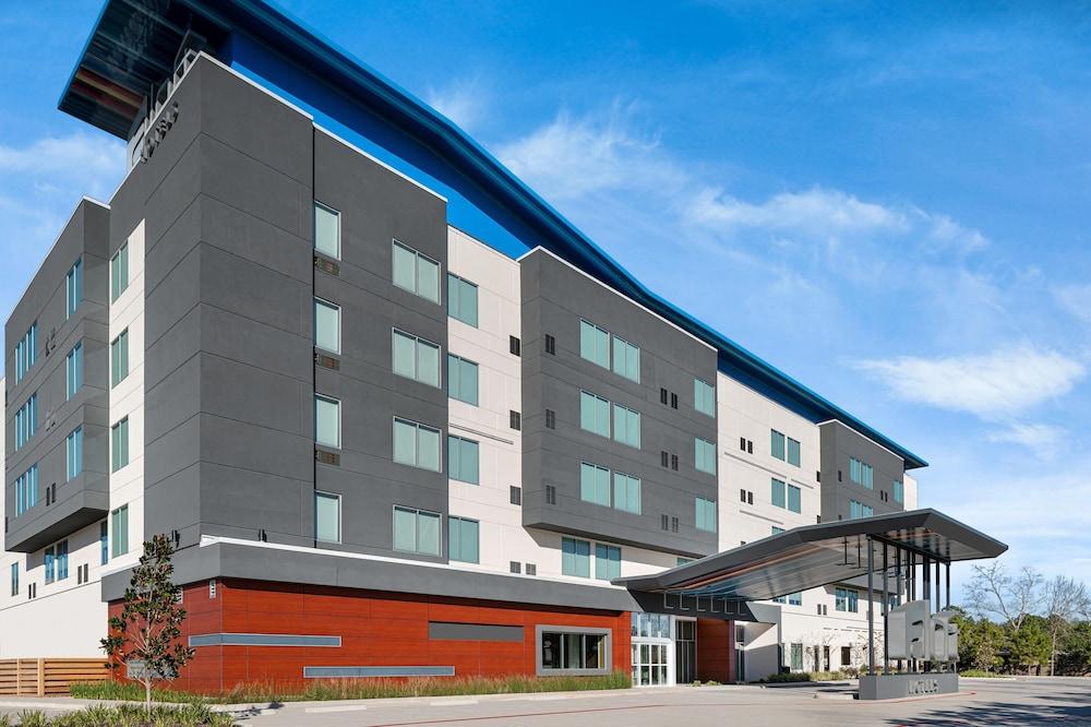Aloft Houston Shenandoah