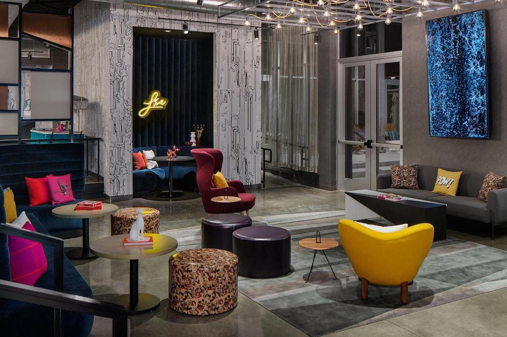 Aloft Houston Shenandoah