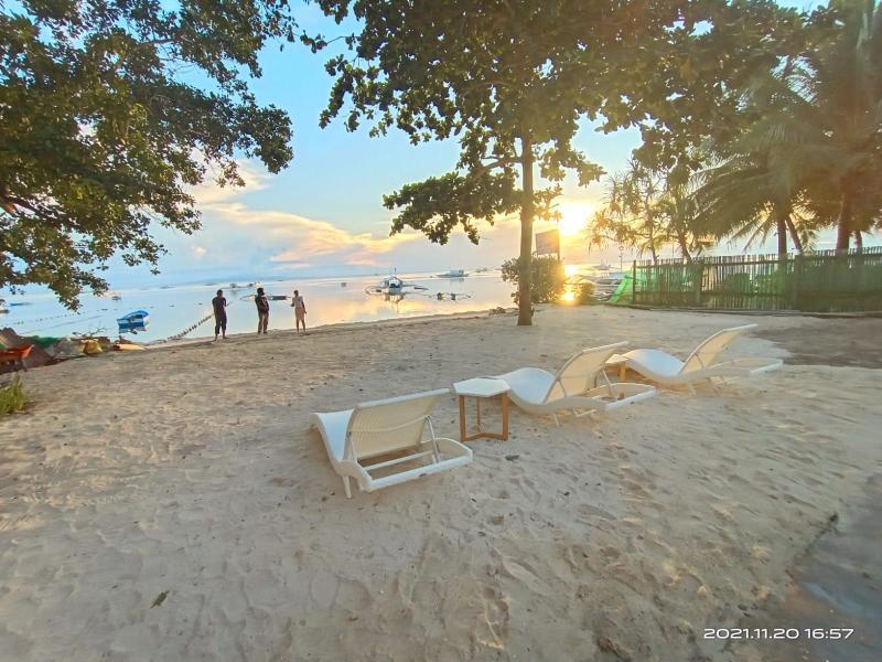 Solea Coast Resort