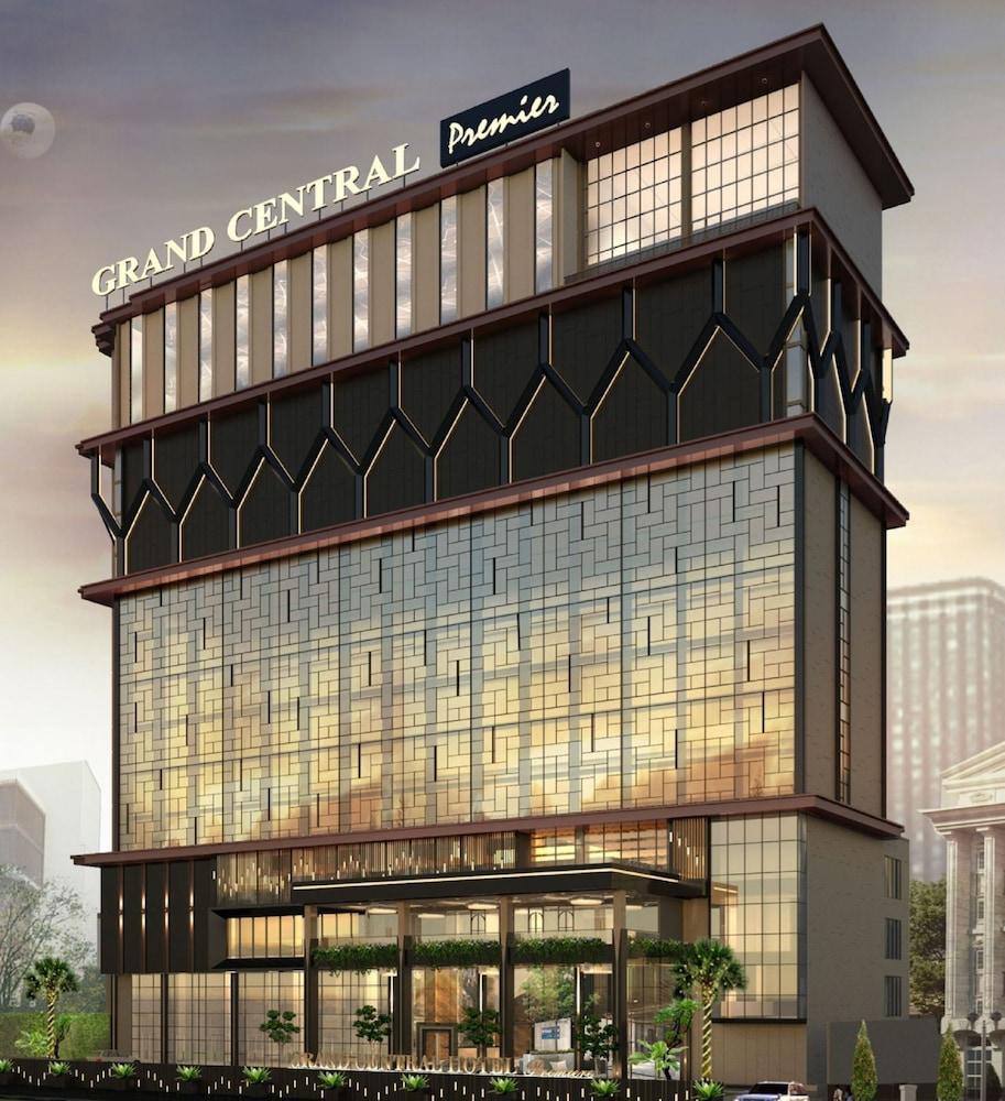Grand Central Premier