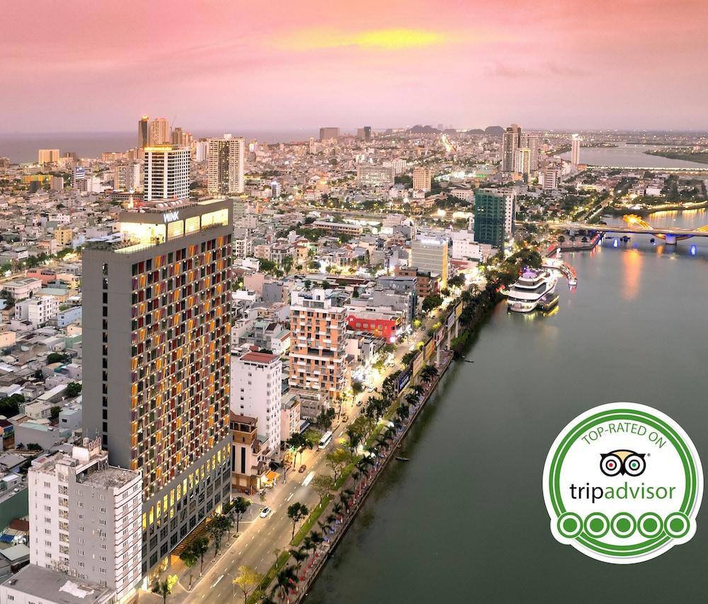 Wink Hotel Danang Riverside