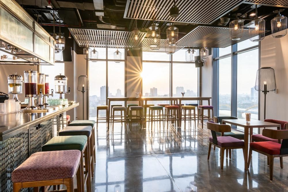 Wink Hotel Danang Riverside