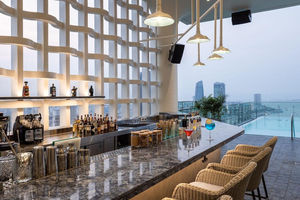 Wink Hotel Danang Riverside