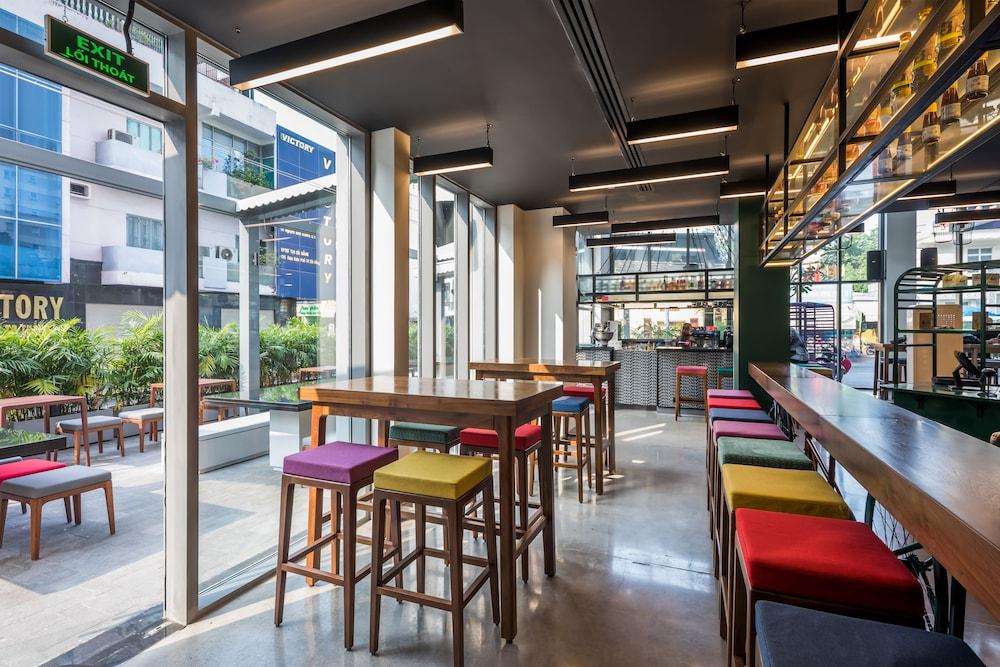 Wink Hotel Saigon Centre
