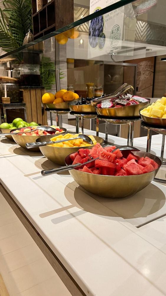 Doubletree By Hilton Fujairah City