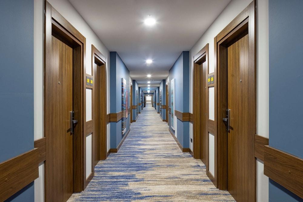 Hampton By Hilton Istanbul Arnavutkoy