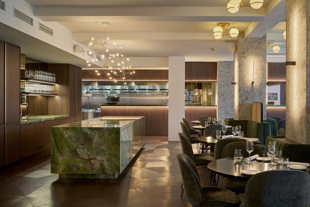 Iceland Parliament Hotel, Curio Collection by Hilton