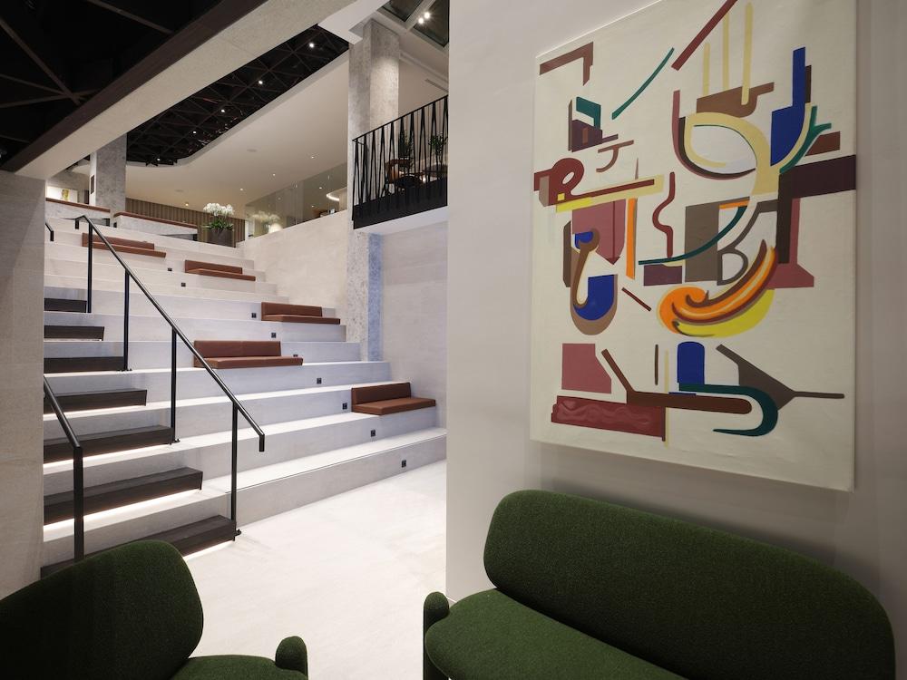 Iceland Parliament Hotel, Curio Collection by Hilton