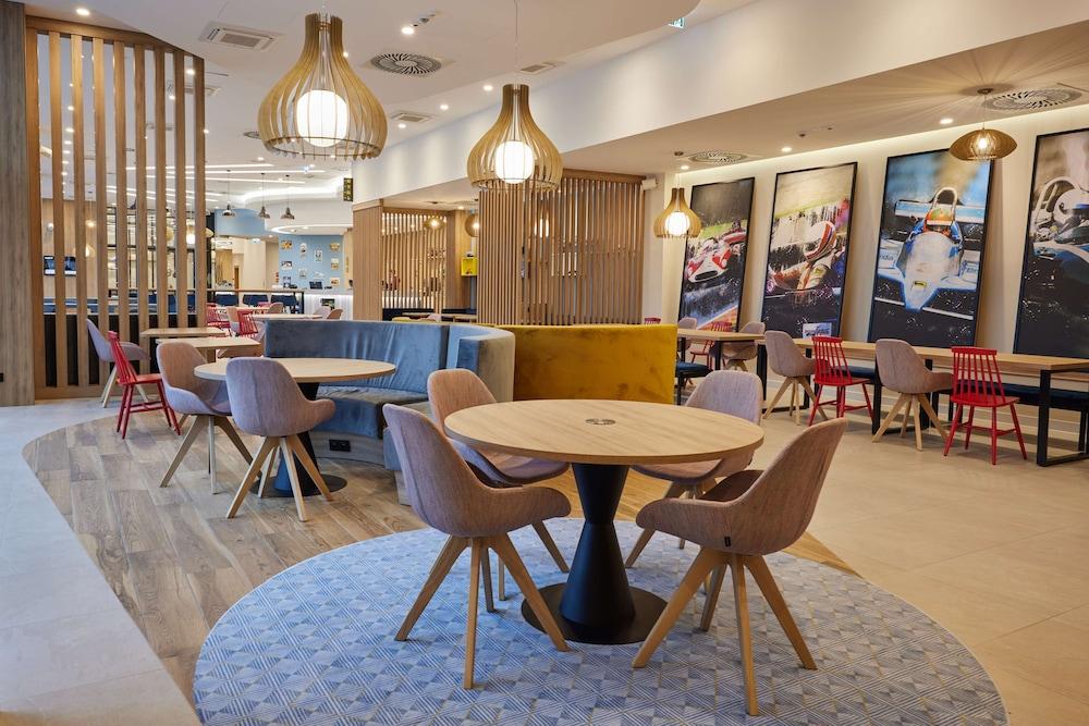 Hampton by Hilton Poznan Swarzedz
