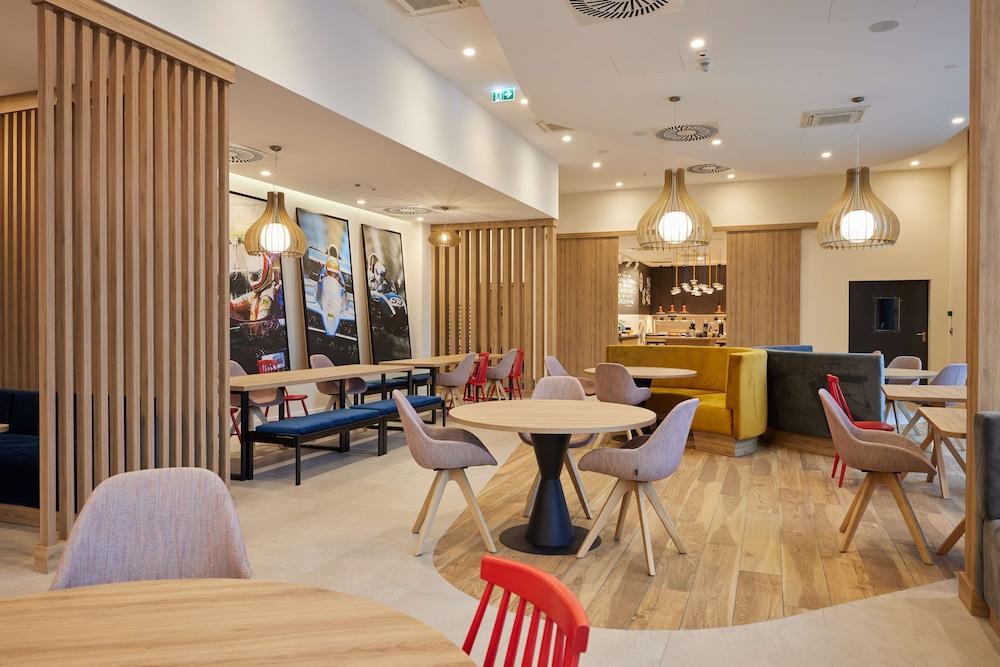 Hampton by Hilton Poznan Swarzedz