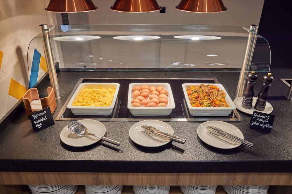 Hampton by Hilton Poznan Swarzedz