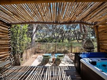Le Hameau Des Pesquiers Ecolodge & Spa, Curio Collection By Hilton