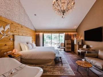 Le Hameau Des Pesquiers Ecolodge & Spa, Curio Collection By Hilton